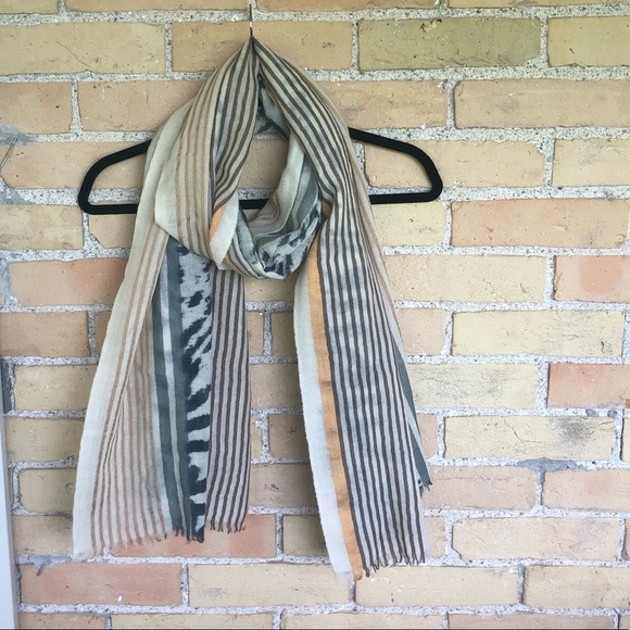 Wool and Silk Scarf - Picture 1 of 3